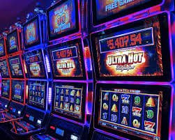 Aplikasi KingBet77 tampilan antarmuka mobile Android iOS terpercaya